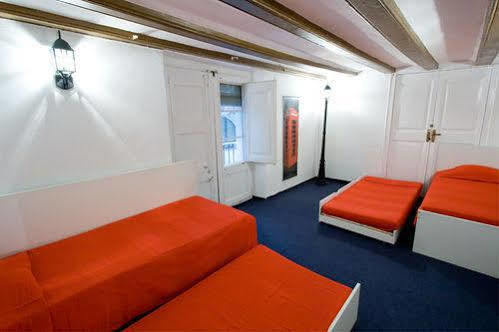 Palace Guesthouse Barselona Dış mekan fotoğraf